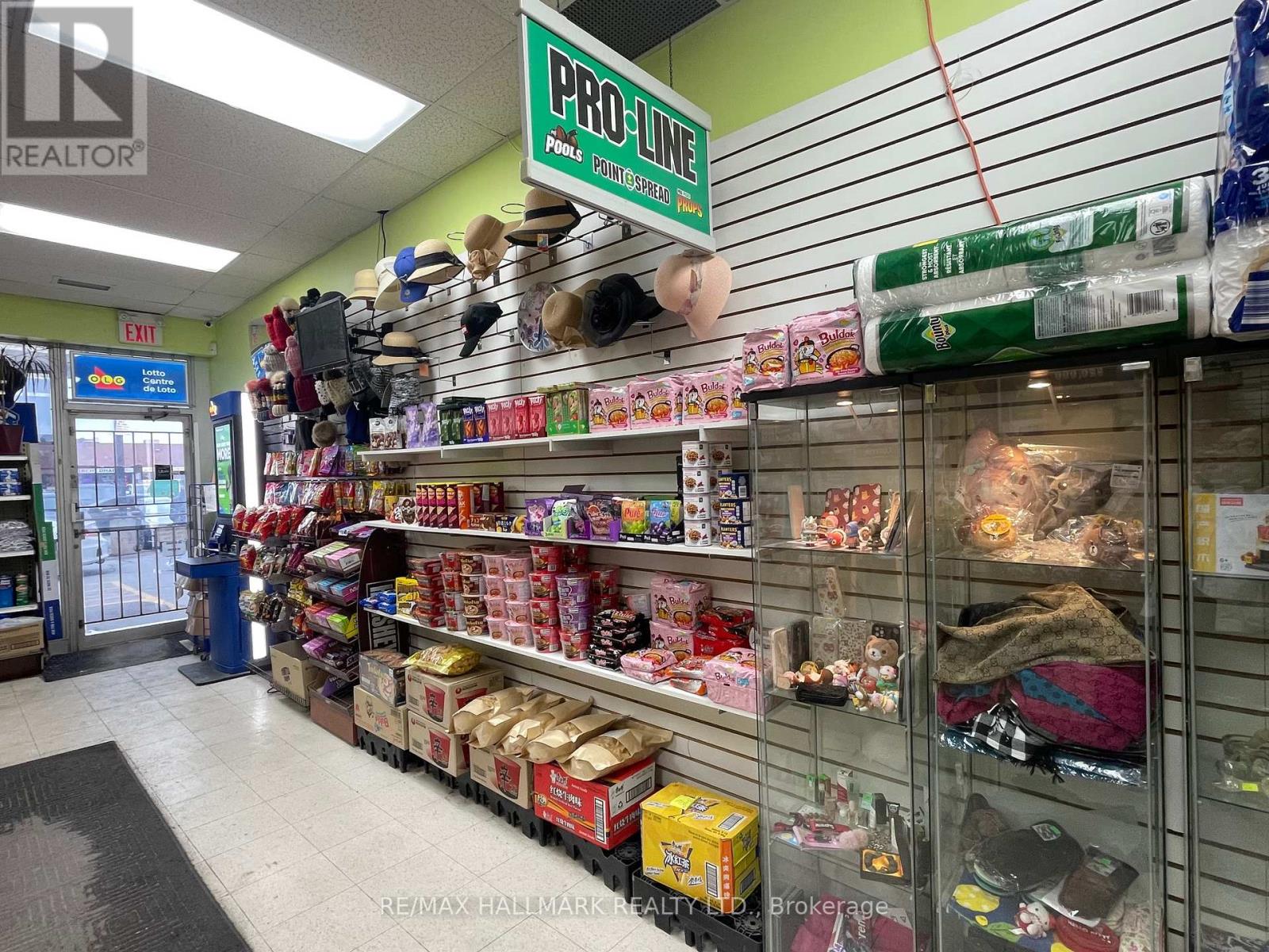 UNIT 25 - 4820 SHEPPARD AVE. EAST AVENUE