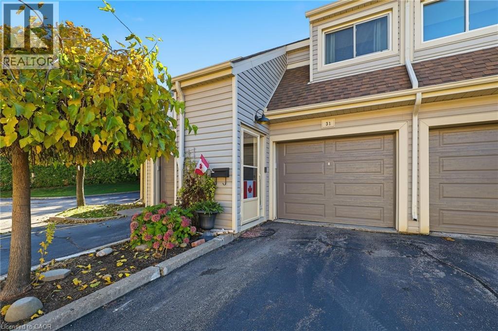 337 KINGSWOOD Drive Unit# 31