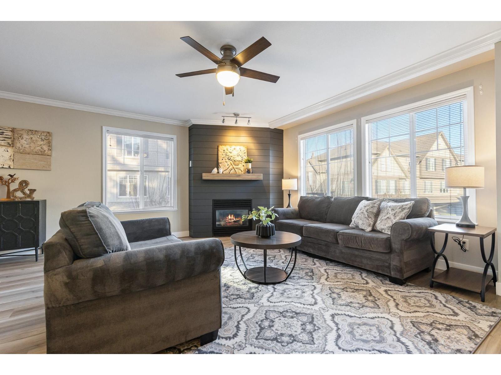 7 46321 CESSNA DRIVE|Chilliwack Proper South