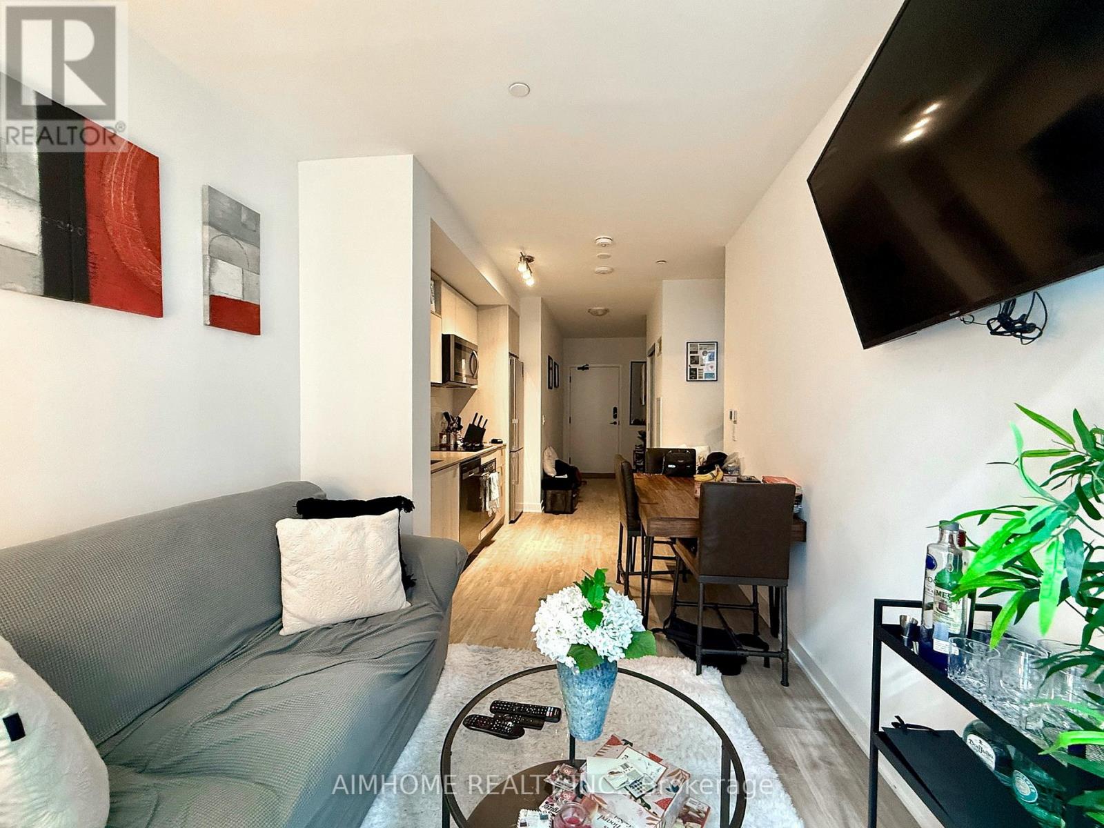 456 - 121 LOWER SHERBOURNE STREET