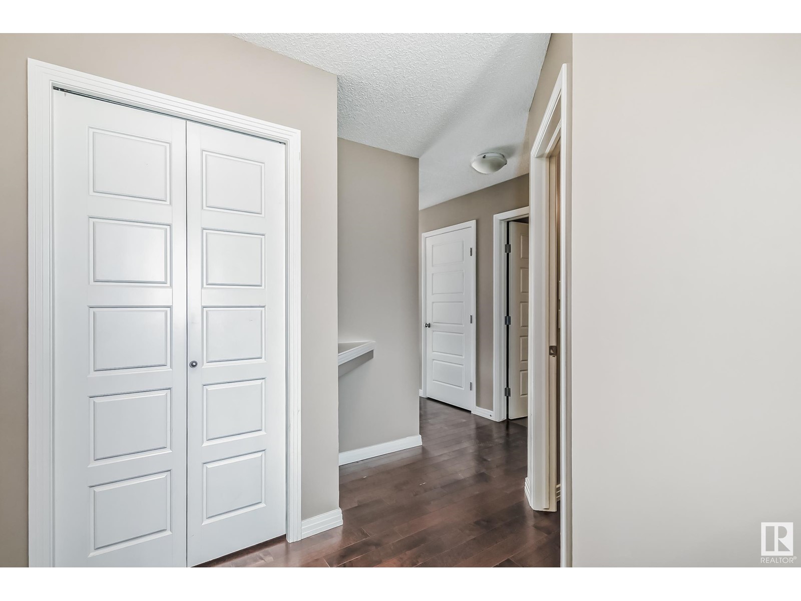 17308 76 ST NW