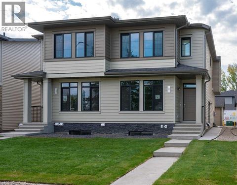 8 Alderwood Close SE Calgary AB T2H1T3