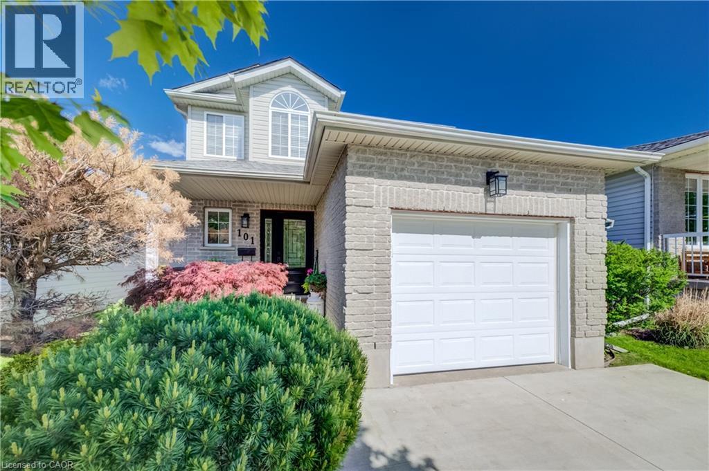 101 EDGEMERE Drive