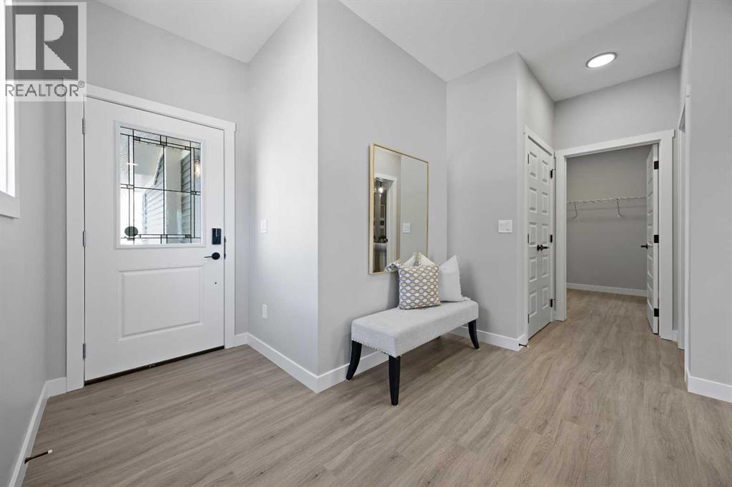 1414 Bayview Crescent SW