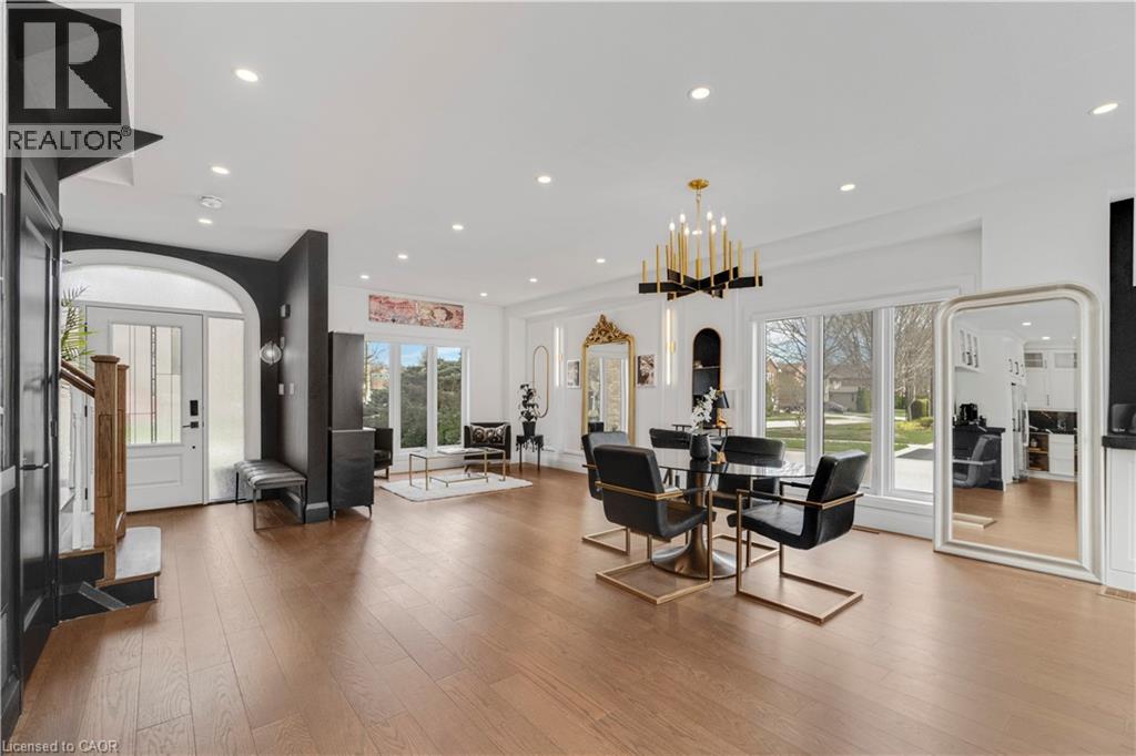 2324 HILLTOP Lane