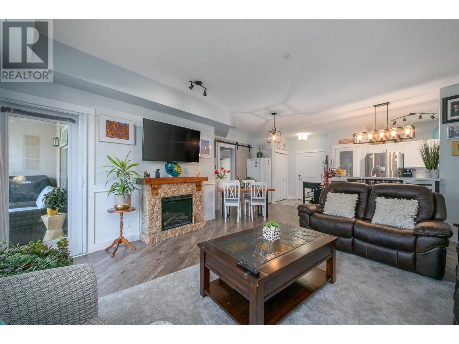 2551 Shoreline Drive Unit# 112