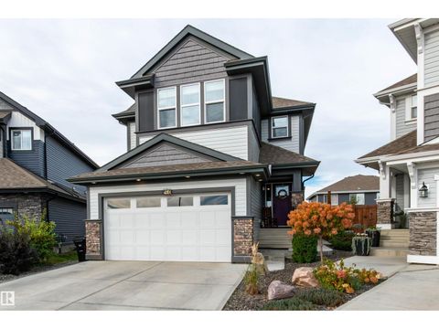 210 Sago CV Sherwood Park AB T8H1A8