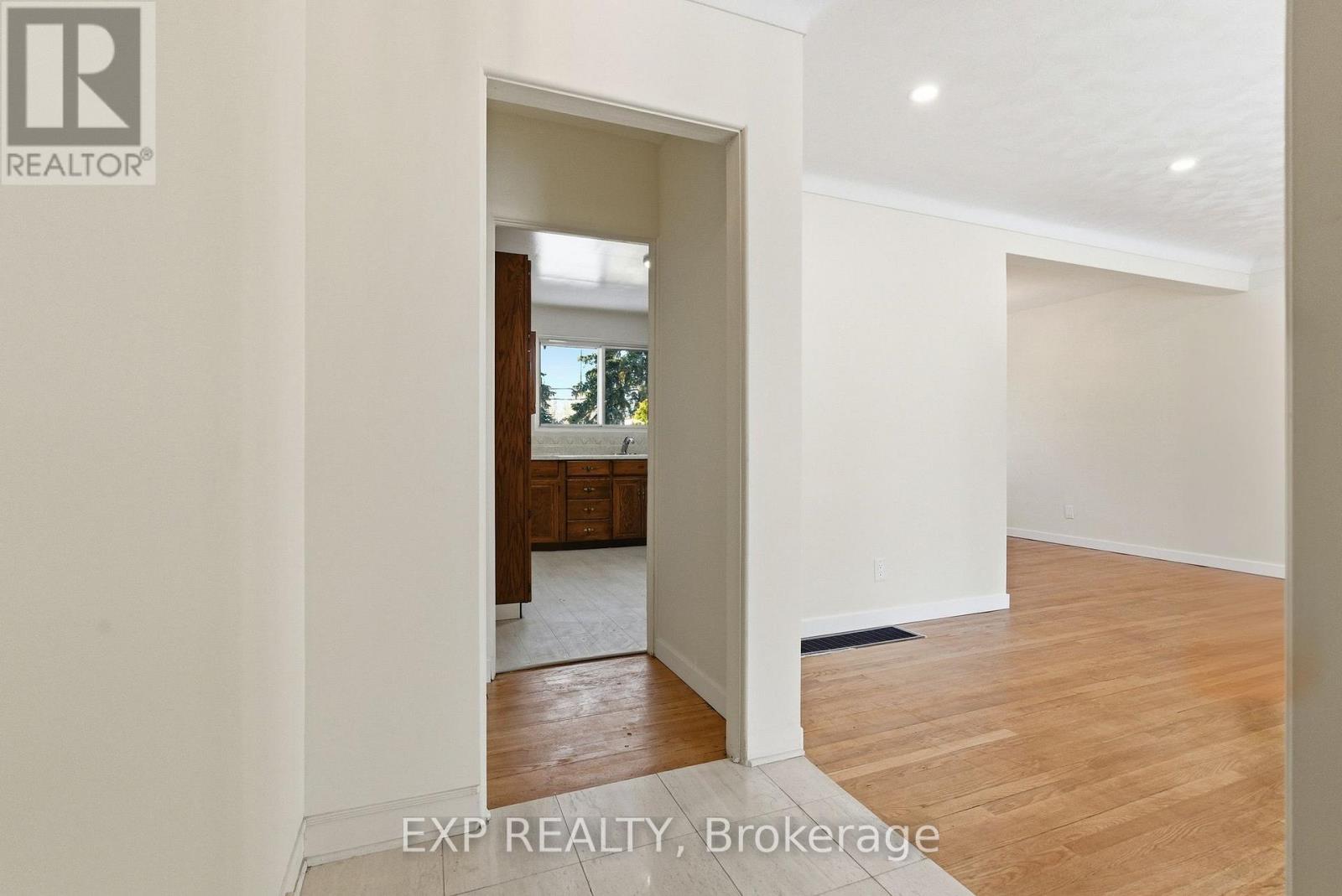 2243 MIRAMICHI STREET