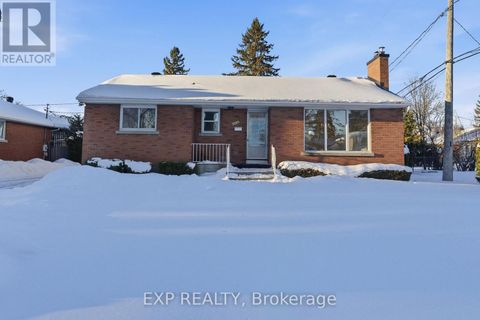 2243 MIRAMICHI STREET Ottawa ON K2C0Z1
