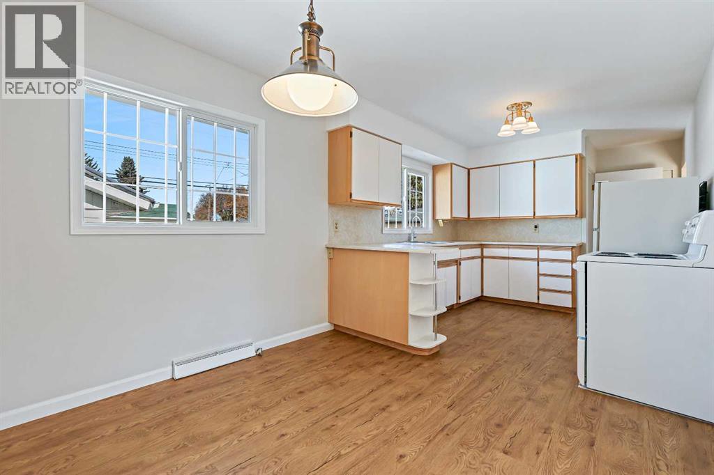 10 Glamorgan Drive SW