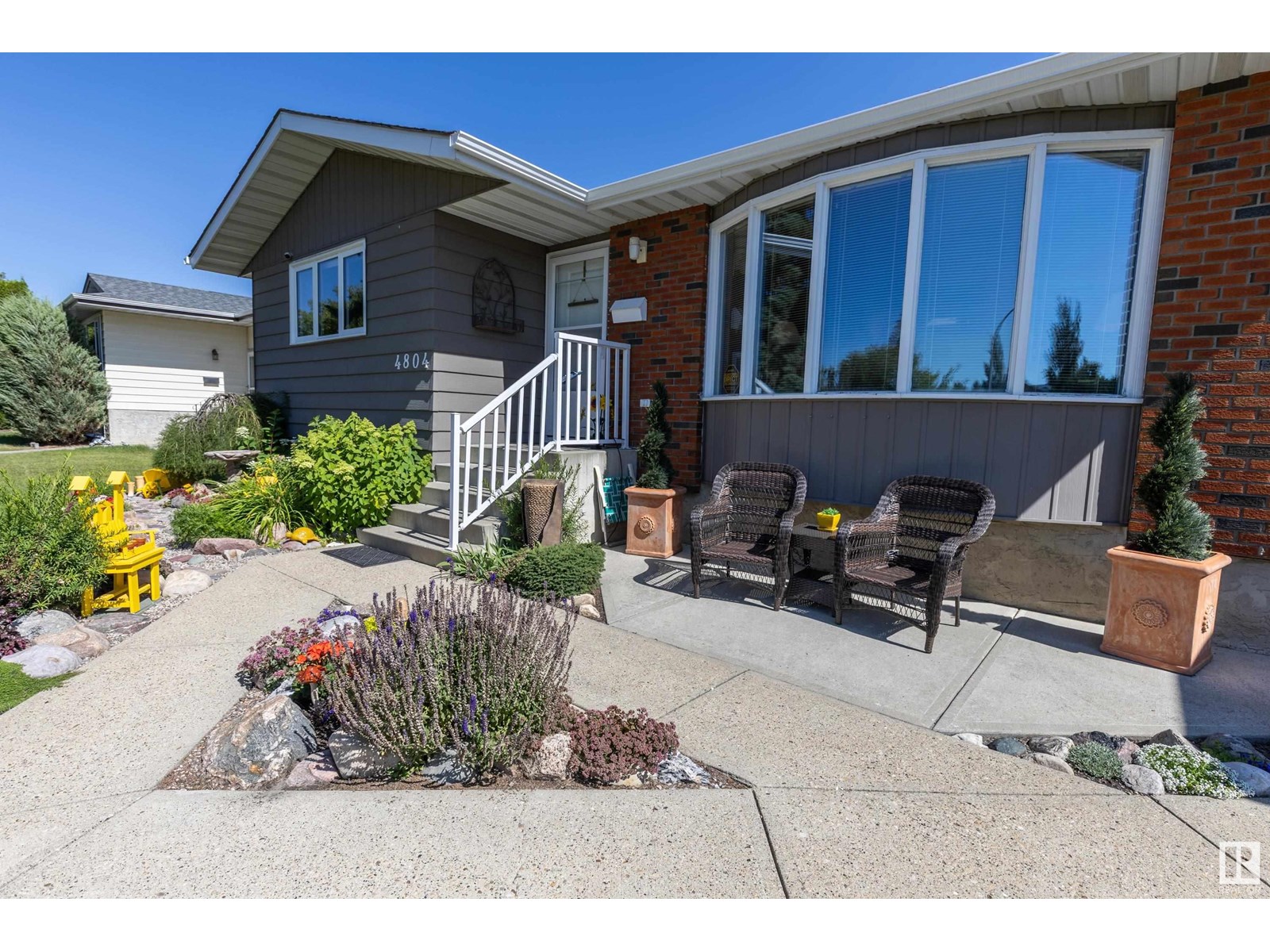 4804 11A AV NW