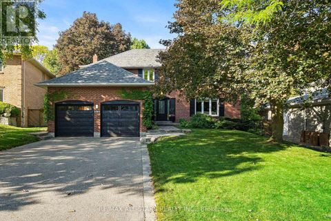 Property photo of 129 briarwood road, markham (unionville), ON l3r2x1