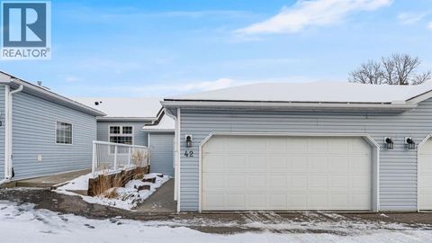 42, 105 Elm Place Okotoks AB T1S1Y9