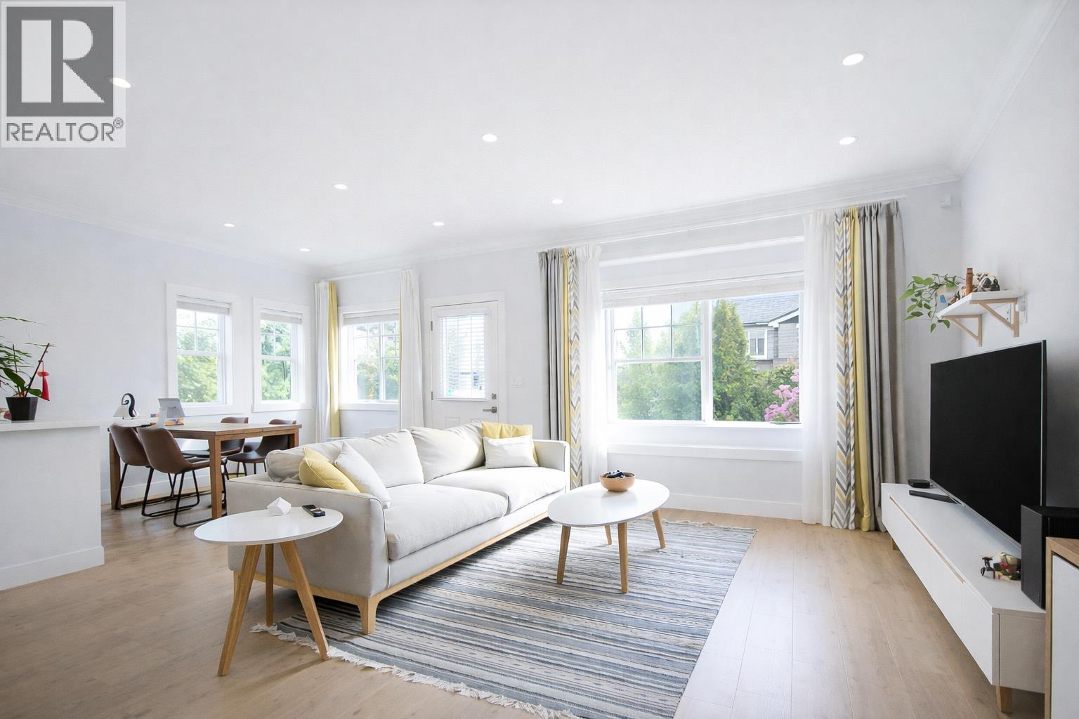 2 8477 WILLIAMS ROAD