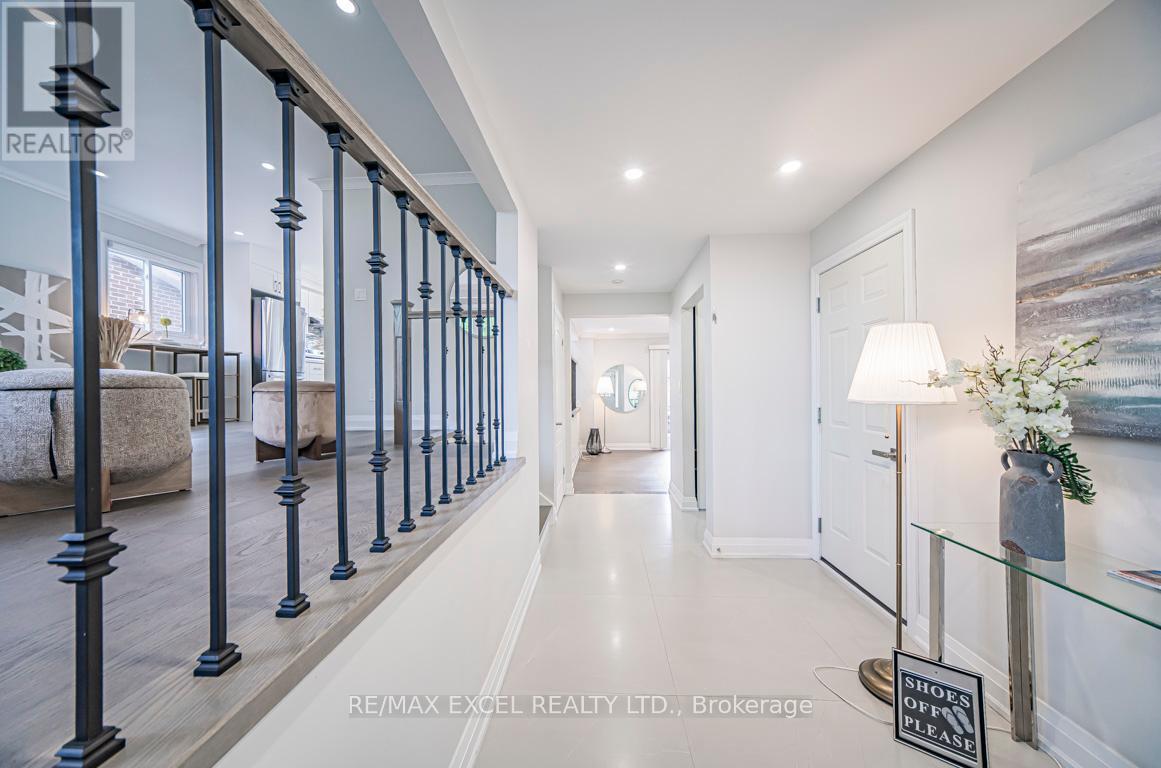 106 ALEXMUIR BOULEVARD