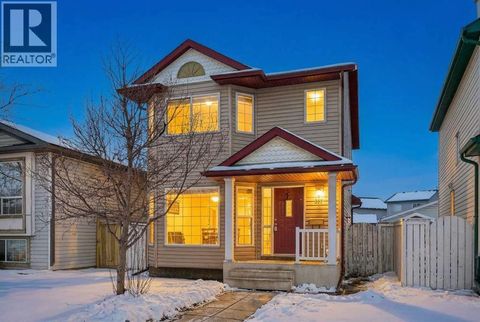 317 Martindale Drive NE Calgary AB T3J3Y1