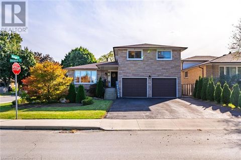 59 REGENT Avenue Hamilton ON L9G1T1