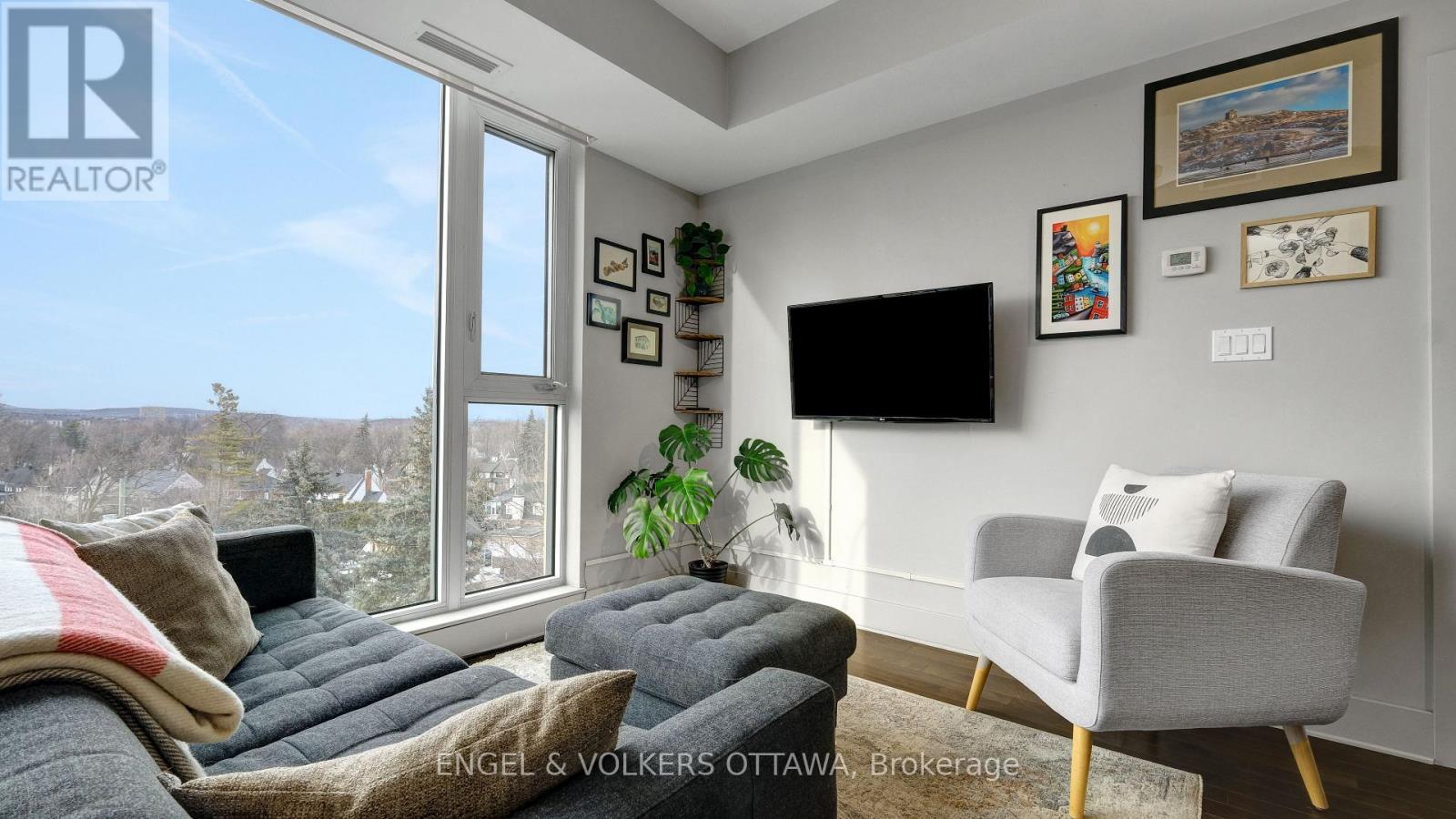 509 - 101 RICHMOND ROAD