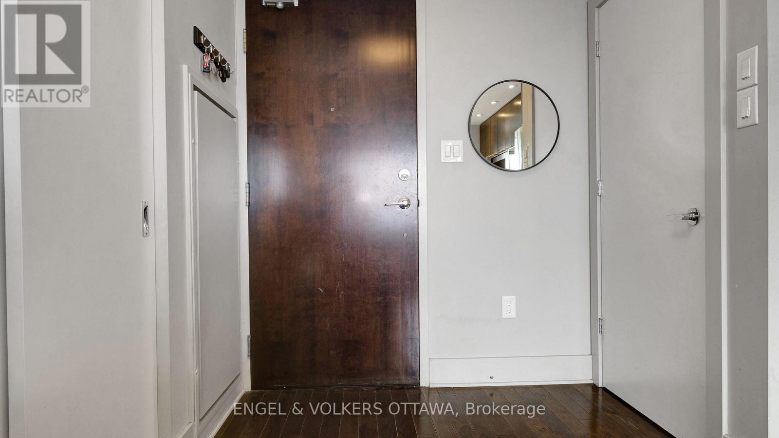 509 - 101 RICHMOND ROAD