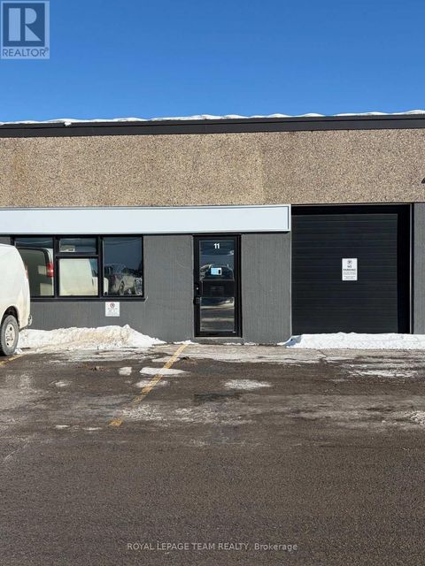 11 - 174 COLONNADE ROAD Ottawa ON K2E7J5