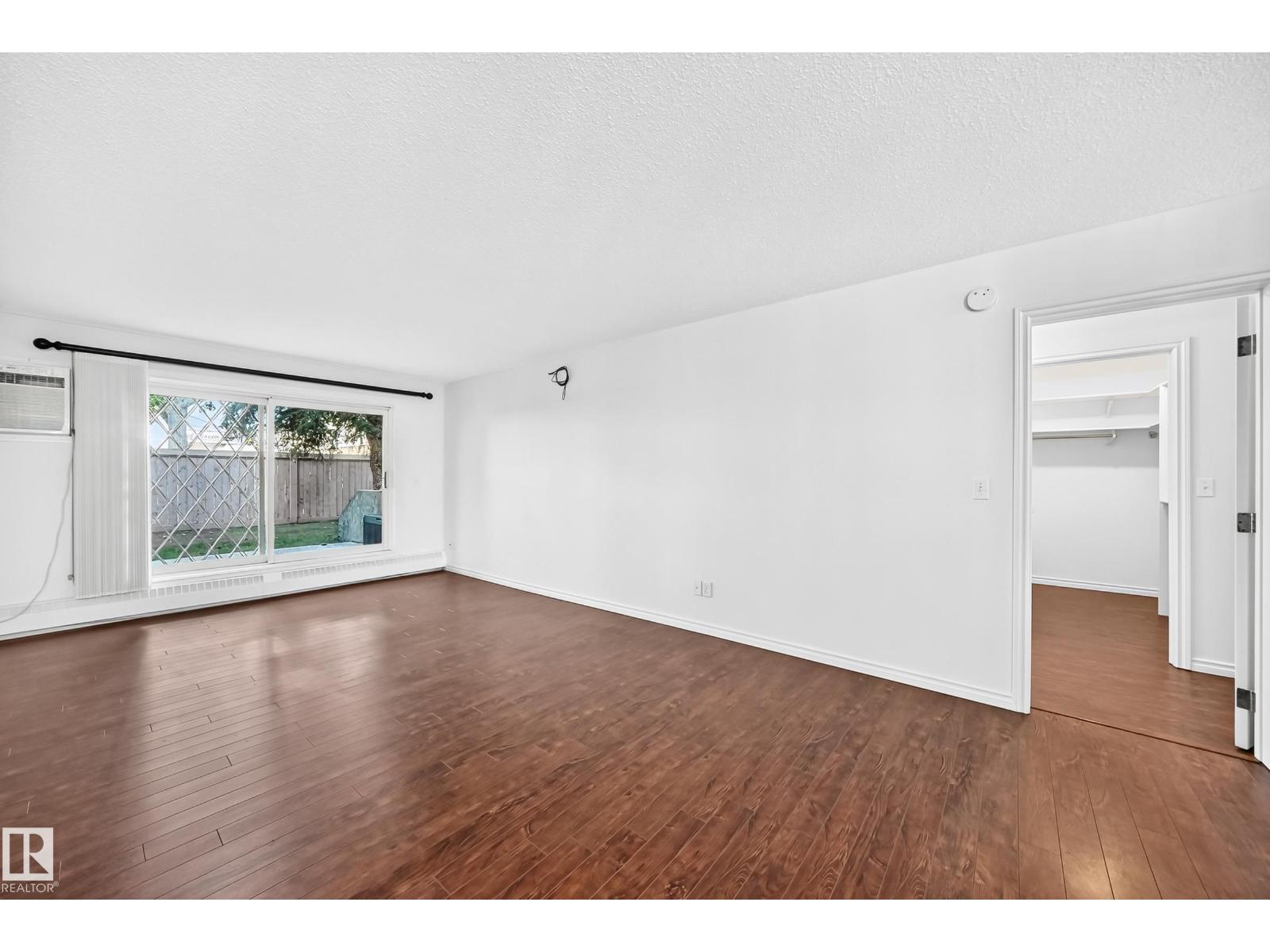 #109 10945 21 AV NW