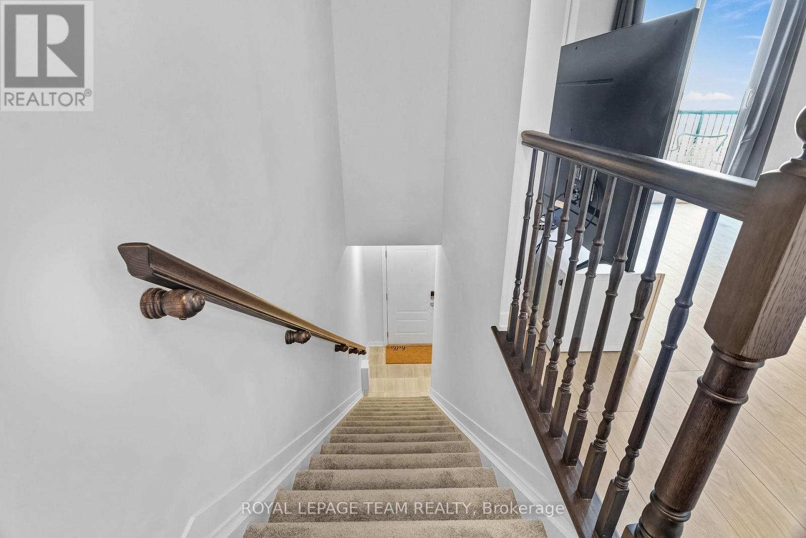 620 PARNIAN PRIVATE