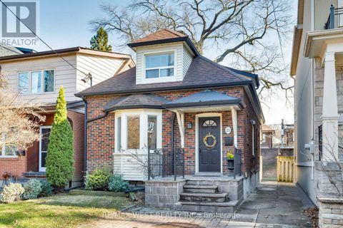 21 HARSHAW AVENUE Toronto (Lambton Baby Point) ON M6S1X9