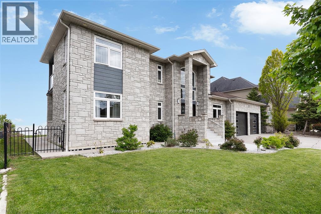 300 SHOREVIEW CIRCLE