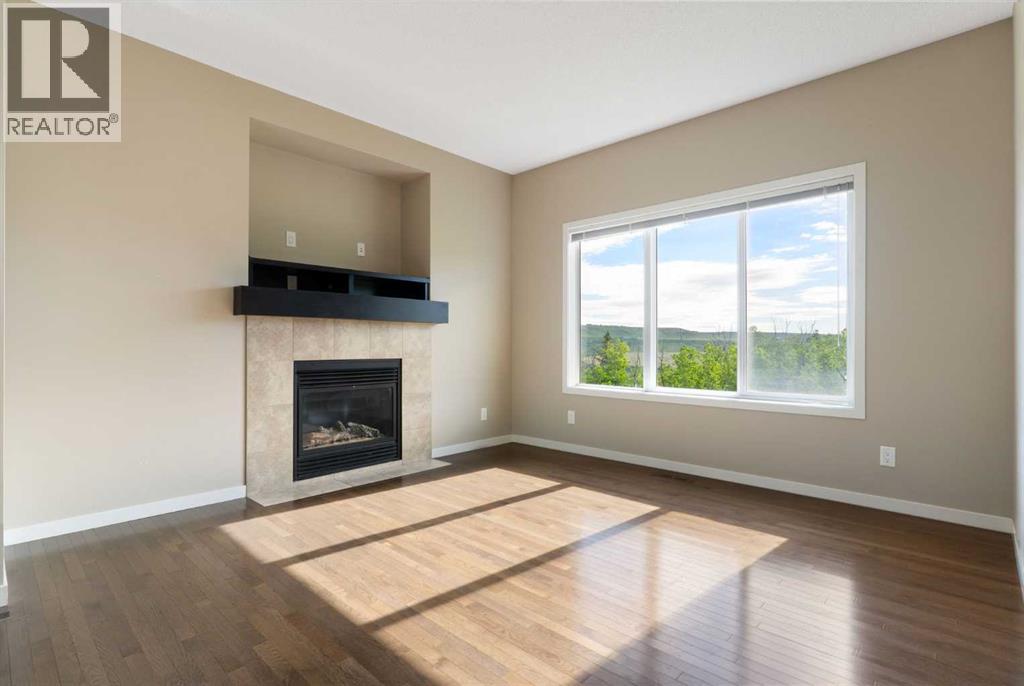 638 River Heights Crescent