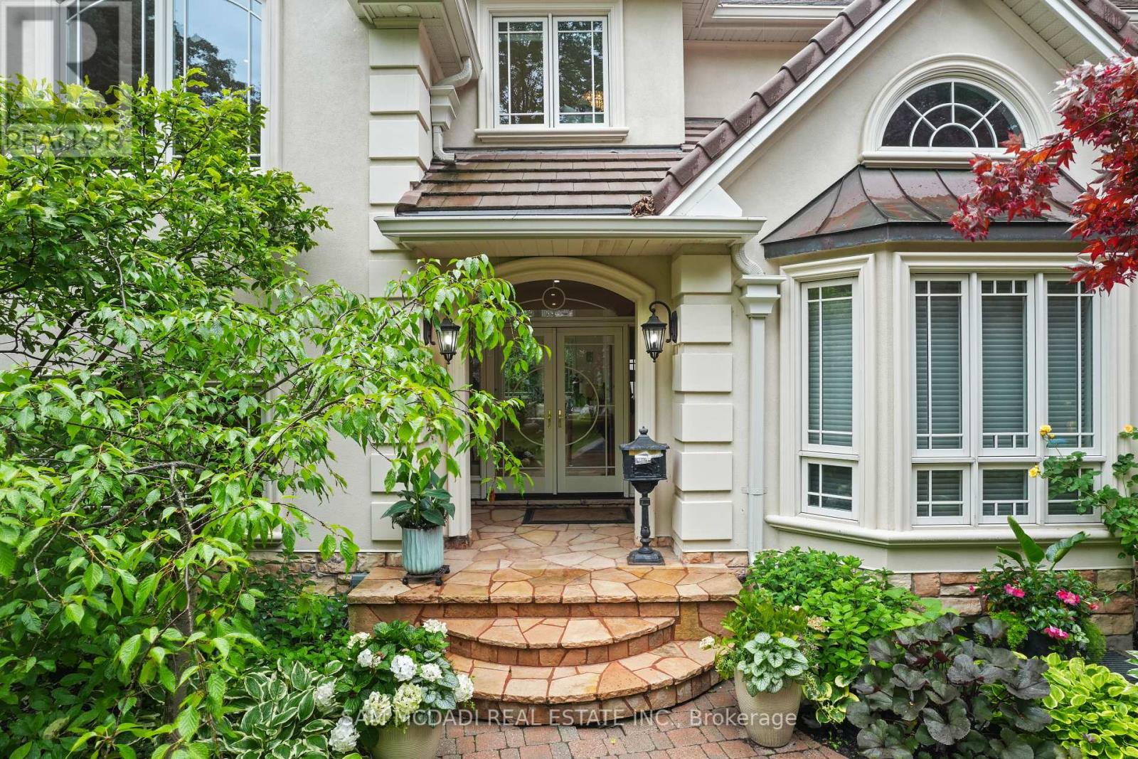 1382 ALDO DRIVE