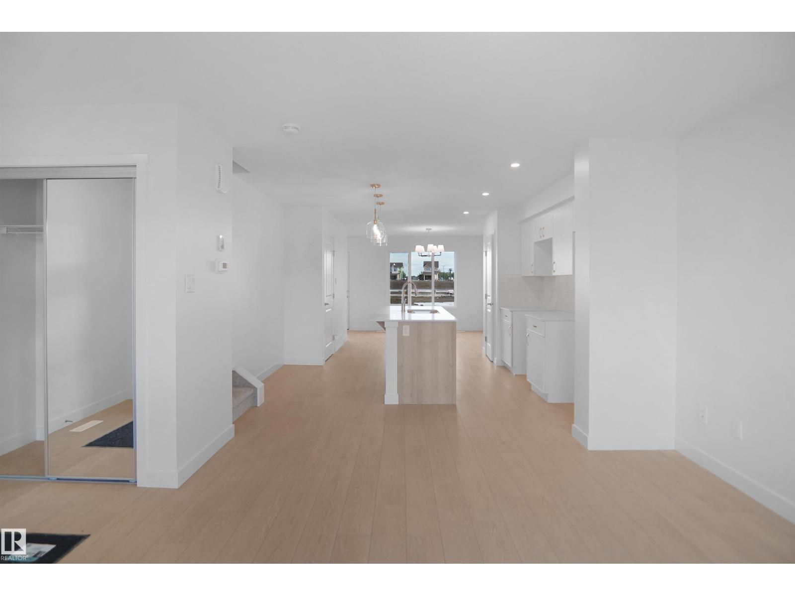 37 Leawood LI