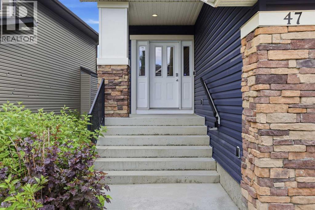 47 Evanspark Circle