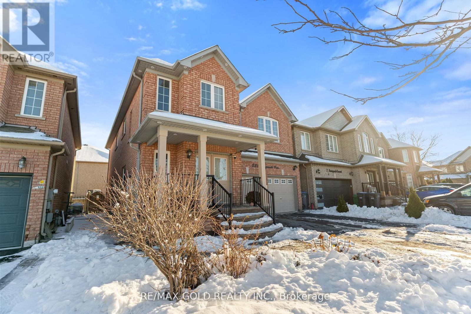 23 RUNNYMEDE CRESCENT