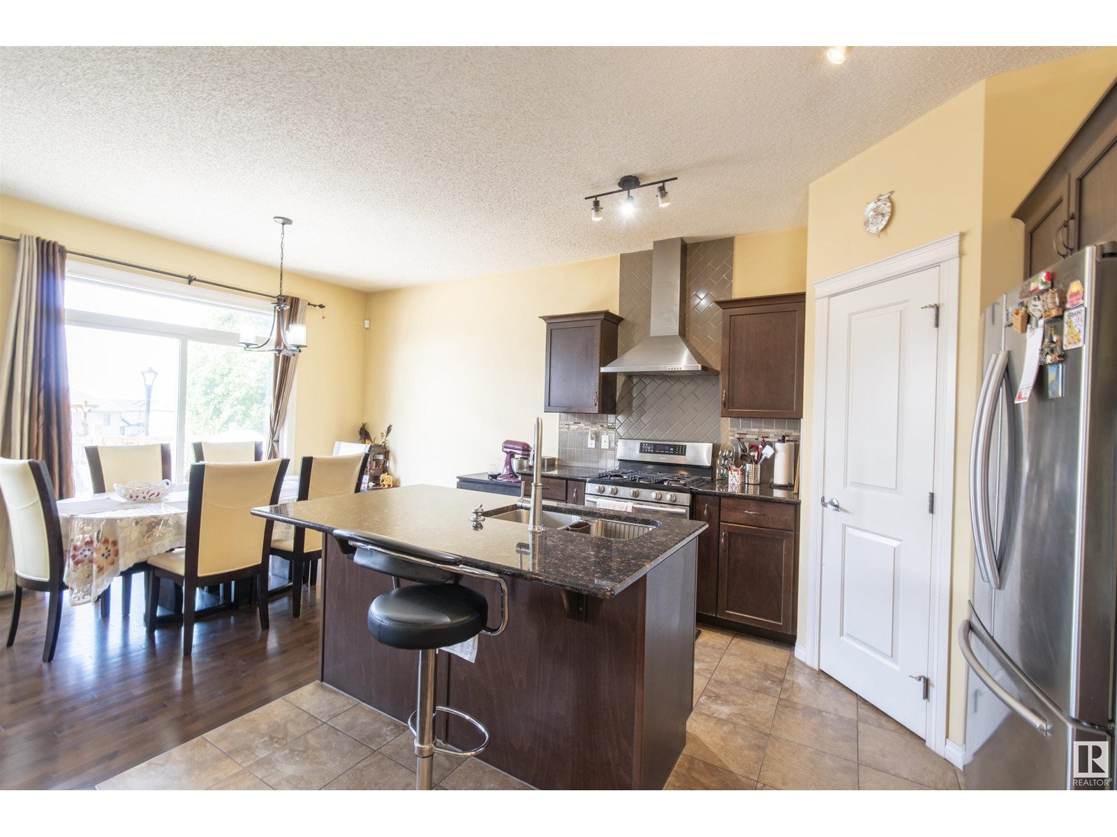1840 56 ST SW
