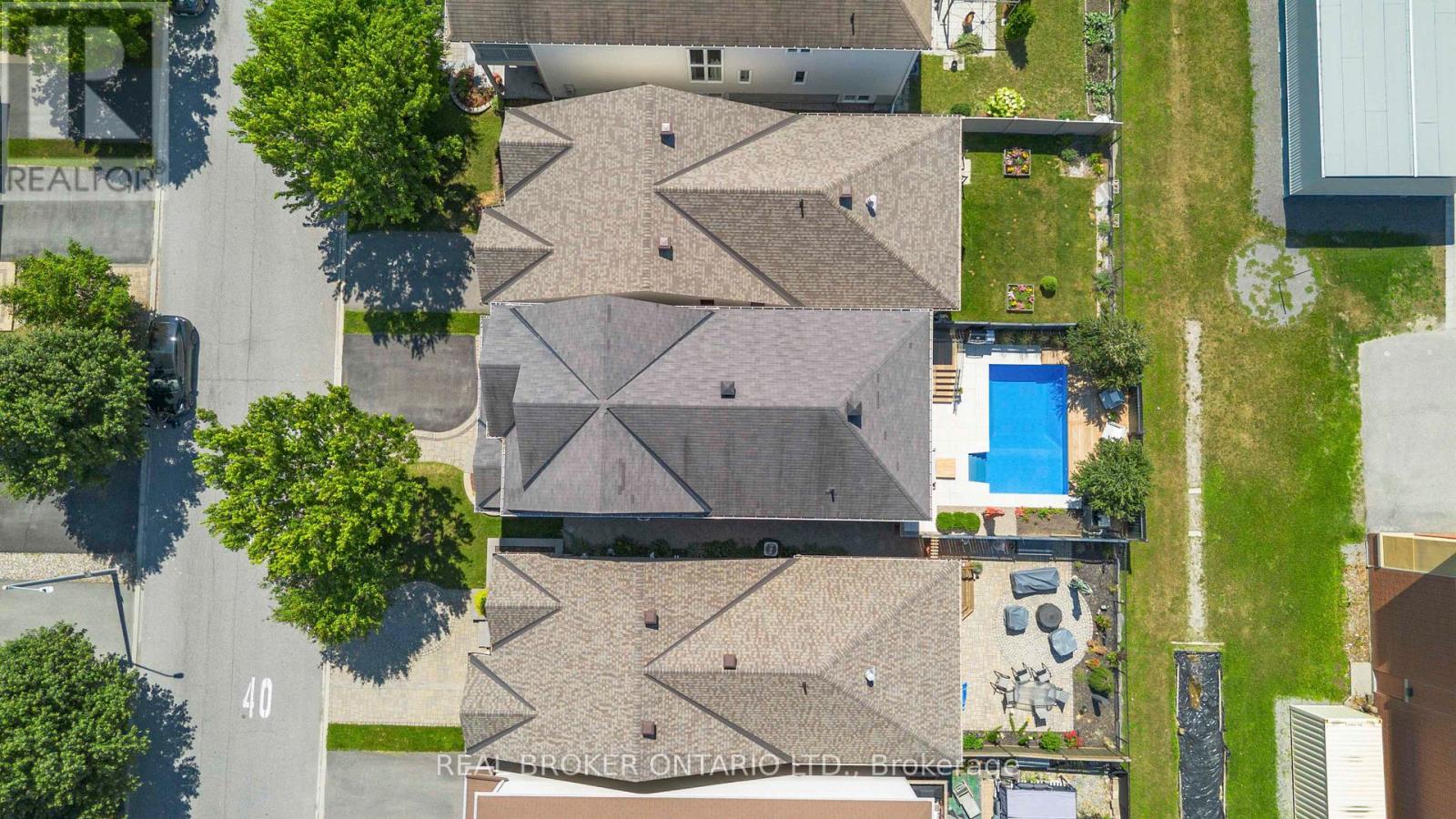 288 HARTHILL WAY