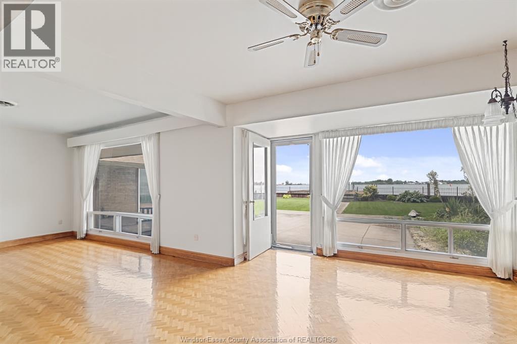 8280 Riverside Dr East