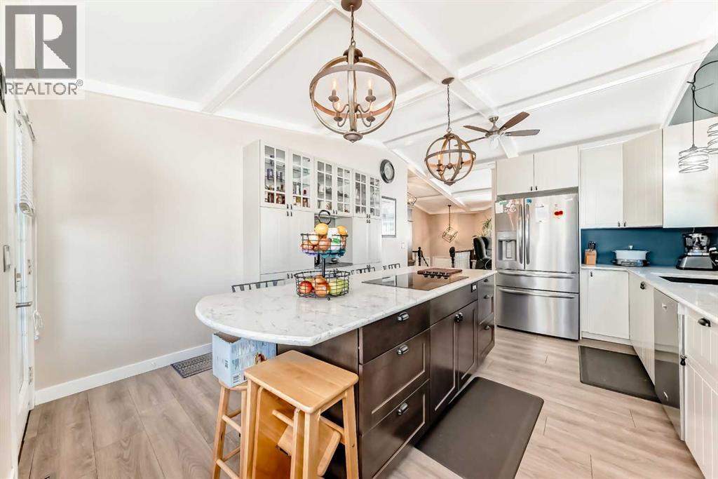 1328 Meadowbrook Drive SE