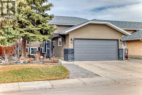 1328 Meadowbrook Drive SE Airdrie AB T4A2A3