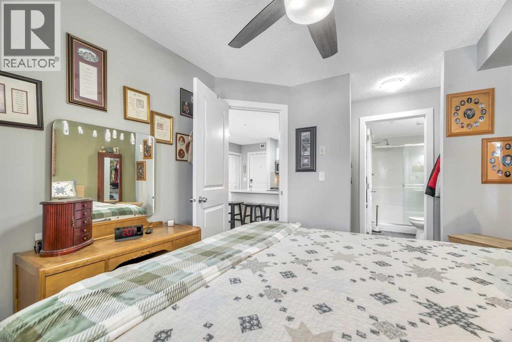 8109, 403 Mackenzie Way SW