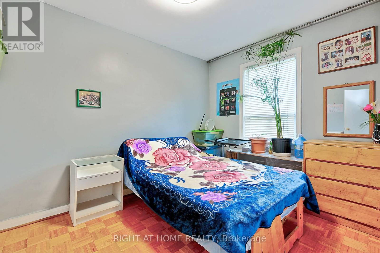 34 WILLIAM CRAGG DRIVE