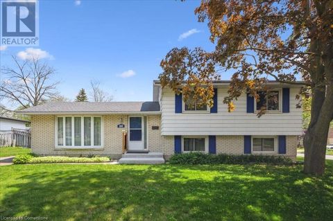 148 PEPPERWOOD Crescent Kitchener ON N2A2R3