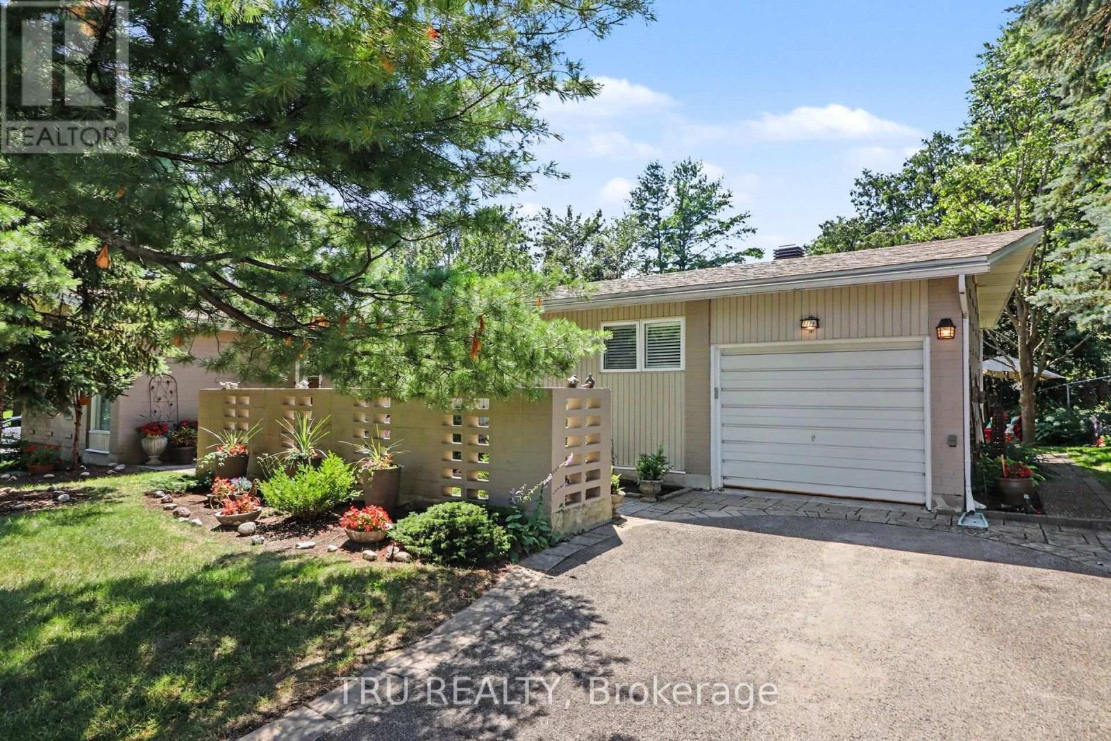 1174 CAMEO DRIVE