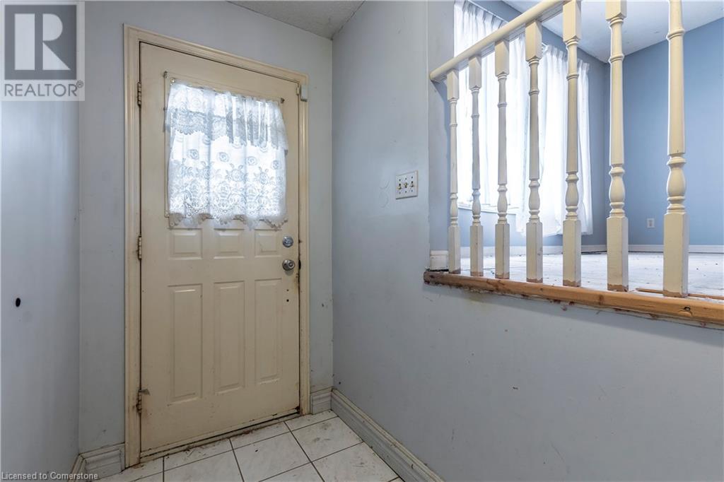 476 WESTHEIGHTS Drive