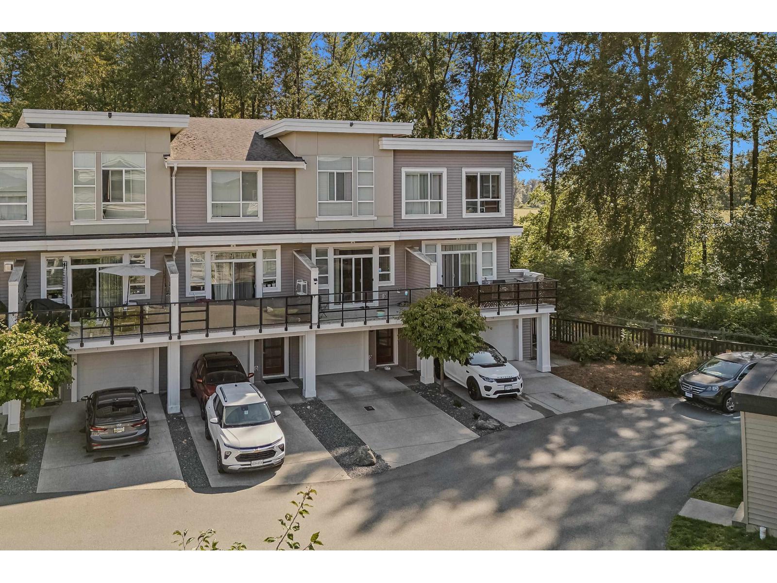 9 8413 MIDTOWN WAY|Chilliwack Proper South
