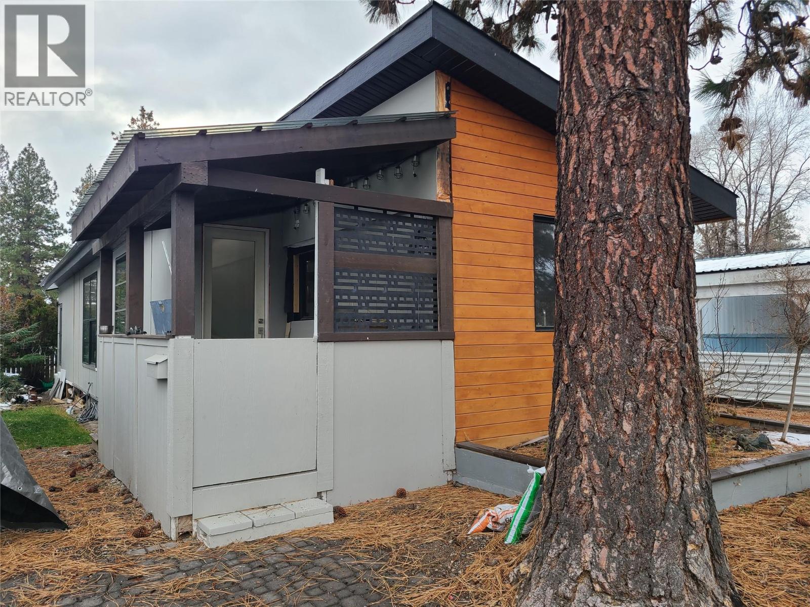 1999 Highway 97S Unit# 14