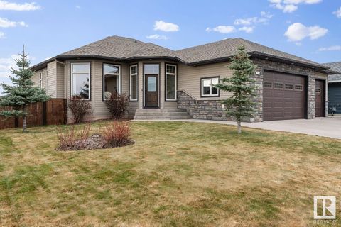 1214 18 AV Cold Lake AB T9M0G4