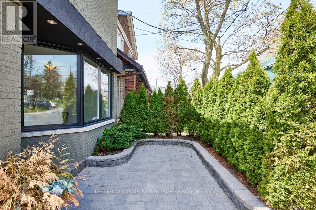477 DAVISVILLE AVENUE