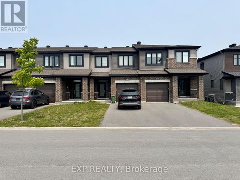 2063 CALTRA CRESCENT Ottawa ON K2J6V4