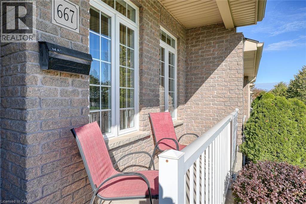 667 SOUTHWOOD Way Unit# 2