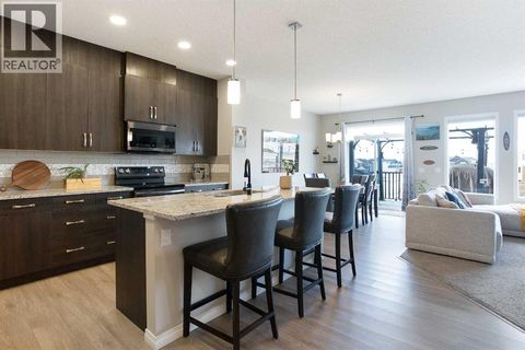 63 Heritage Court Cochrane AB T4C2N5